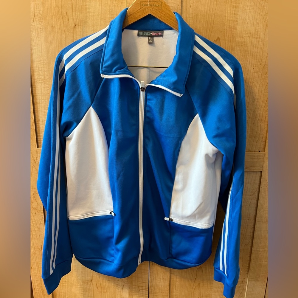 Charmed Hearts XL juniors full zip athletic style jacket with zipper pockets